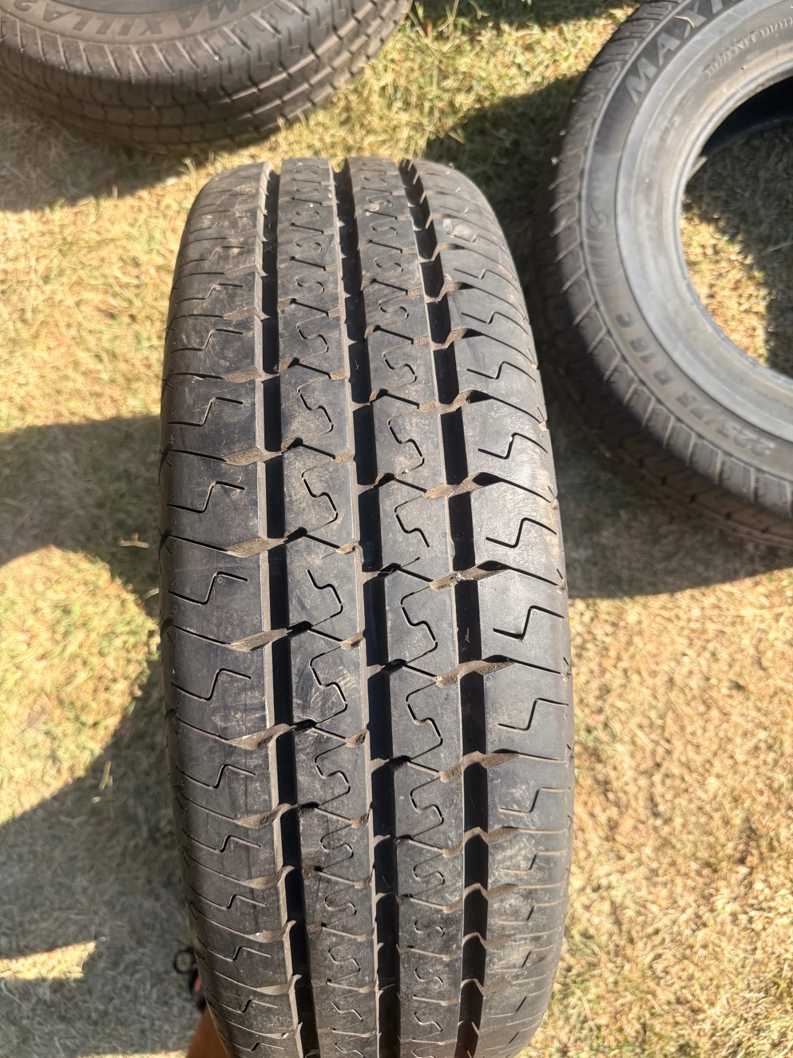 Гуми Летни 225/75R16, снимка 6 - Гуми и джанти - 56151506