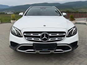 Mercedes-Benz E 220 Нави/Панорама/Сервизна история/4MATIC, снимка 2