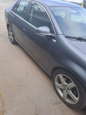 VW Jetta 2.0tdi, снимка 5