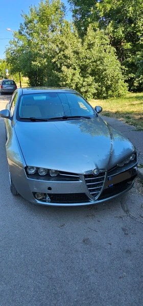 Обява за продажба на Alfa Romeo 159 ЦЯЛА ИЛИ НА ЧАСТИ СЧУПЕН МОТОР ~2 200 лв. - изображение 1