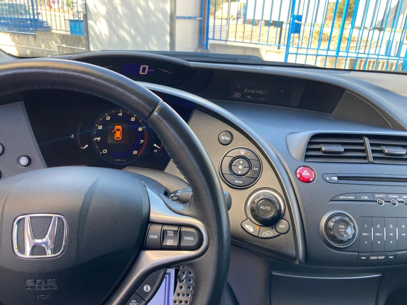 Honda Civic 1.4 iVTEC EURO 5A, снимка 11 - Автомобили и джипове - 47306495