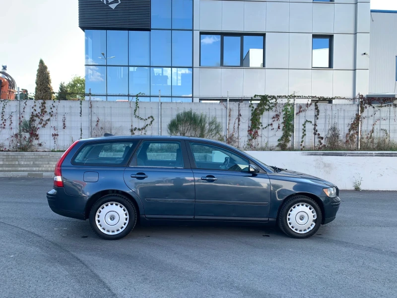 Volvo V50 2, 0D 6скорости!!!, снимка 2 - Автомобили и джипове - 47323290