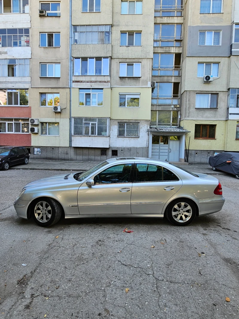 Mercedes-Benz E 280, снимка 7 - Автомобили и джипове - 47374655