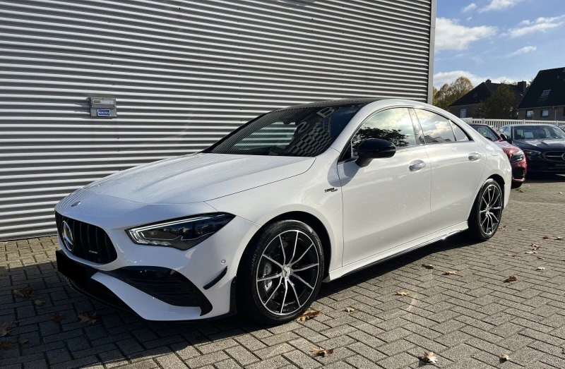 Mercedes-Benz CLA 35 AMG 4Matic = Premium Package= Гаранция, снимка 1 - Автомобили и джипове - 47957305