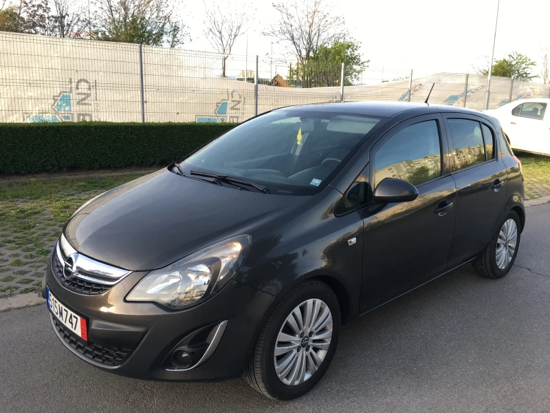 Opel Corsa, снимка 14 - Автомобили и джипове - 47973458