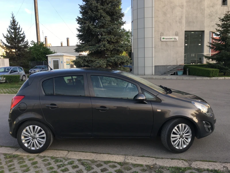 Opel Corsa, снимка 16 - Автомобили и джипове - 47973458