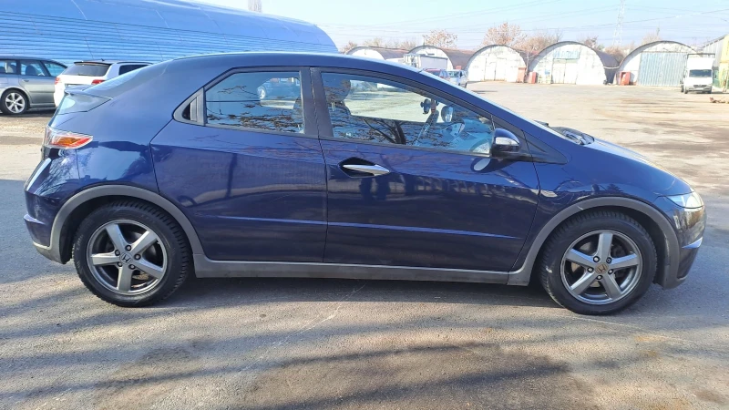 Honda Civic 1.8 , снимка 3 - Автомобили и джипове - 48024884