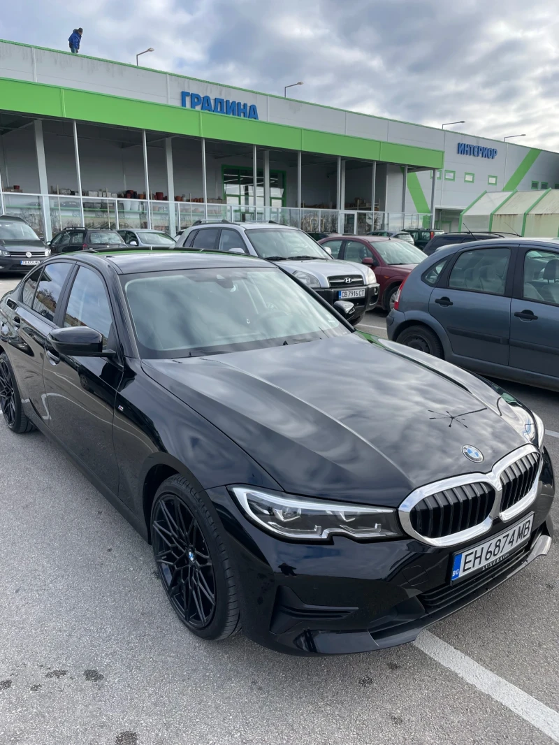 BMW 330, снимка 2 - Автомобили и джипове - 48101444