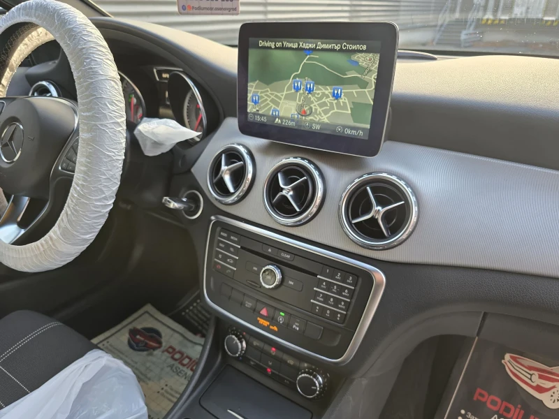 Mercedes-Benz GLA 180 180-BENZIN/AVTOMAT/SHADOW-LINE, снимка 14 - Автомобили и джипове - 48444028