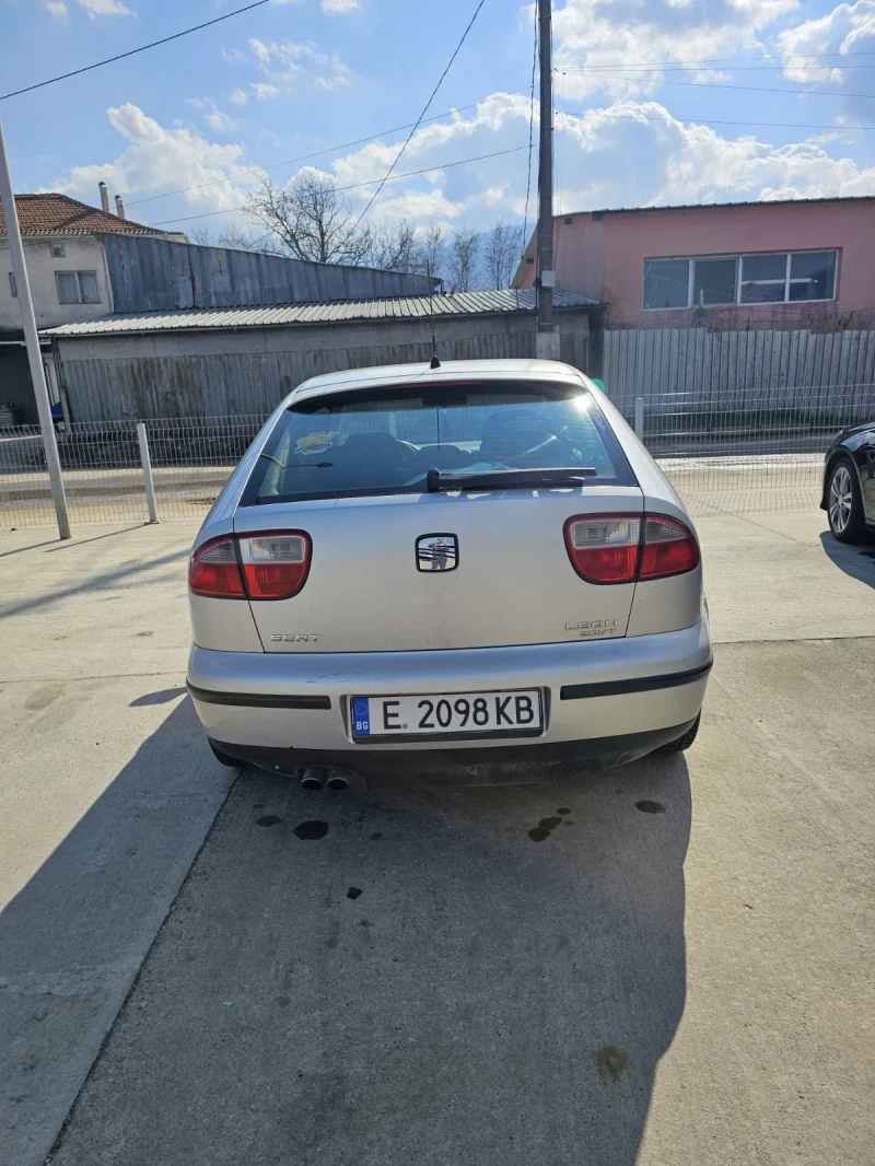 Seat Leon 1.8 Turbo ГАЗ, снимка 2 - Автомобили и джипове - 49349712