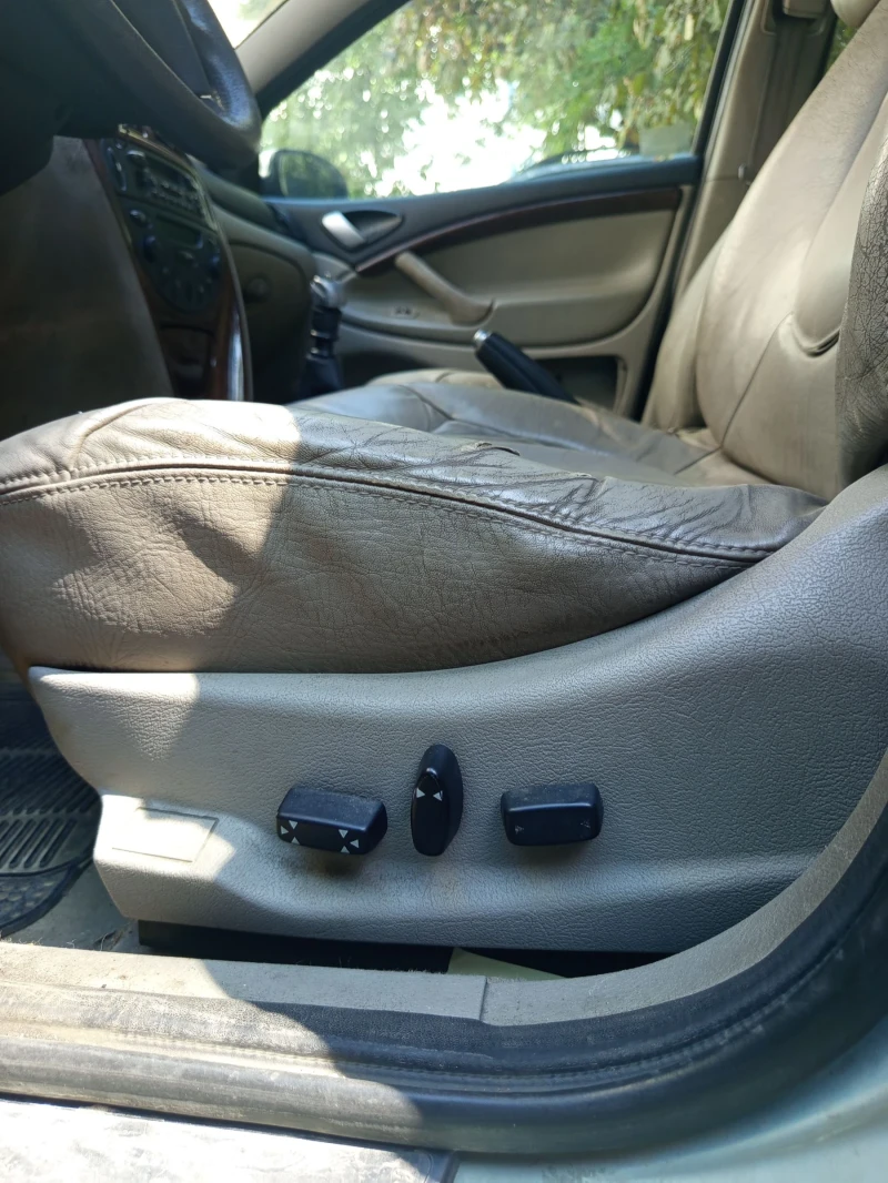 Citroen C5 2.2 HDi, снимка 9 - Автомобили и джипове - 50850348