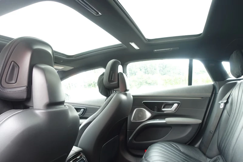 Mercedes-Benz EQS 580/4MATIC/523HP/PANO/BURM/MEMO/HUD/360/339g, снимка 15 - Автомобили и джипове - 51754888