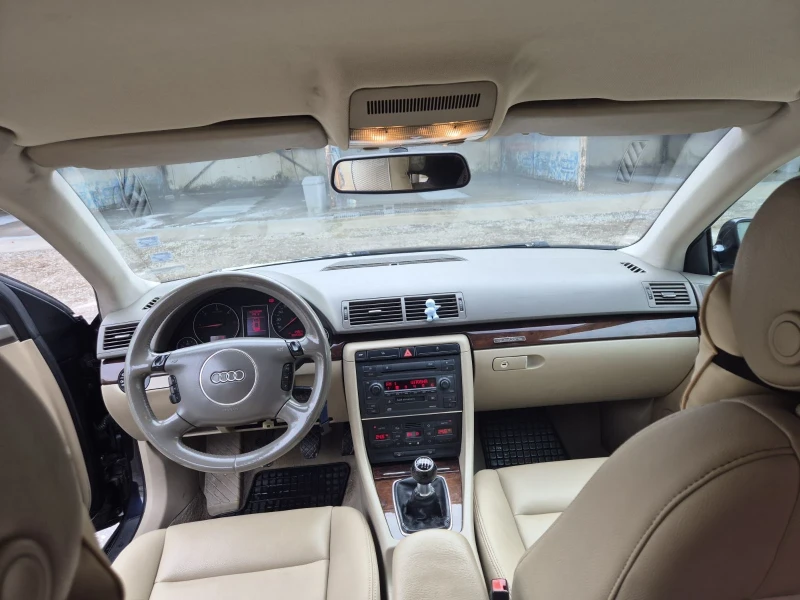 Audi A4 2.5 tdi, снимка 8 - Автомобили и джипове - 52342748