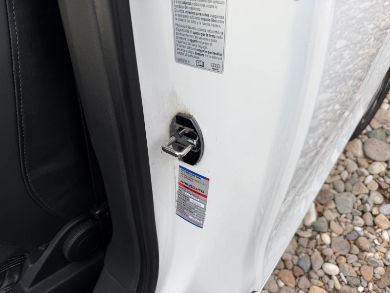 Audi Tt 2.0 TFSI QUATTRO, снимка 14 - Автомобили и джипове - 52401808