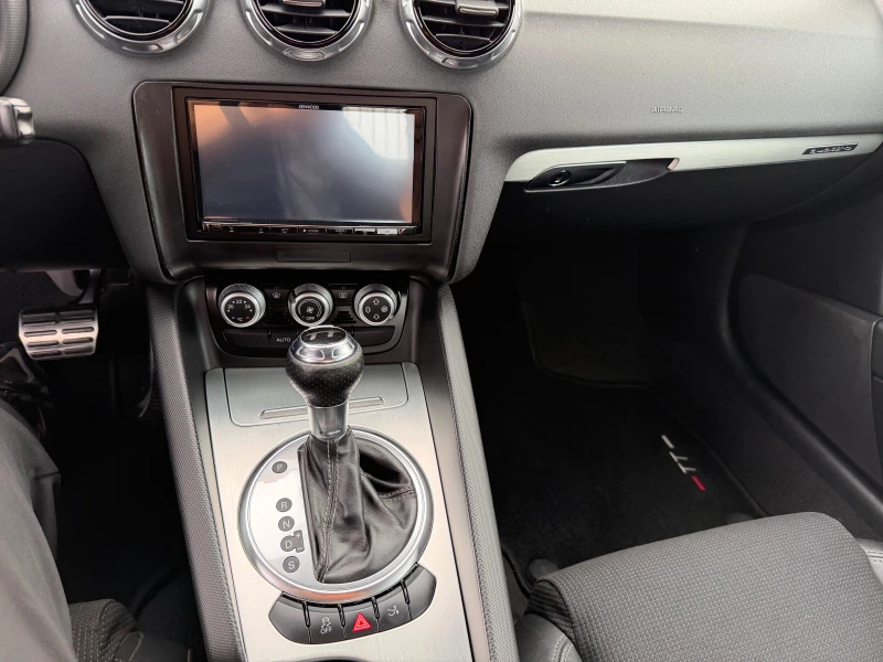 Audi Tt 2.0 TFSI QUATTRO, снимка 12 - Автомобили и джипове - 52401808