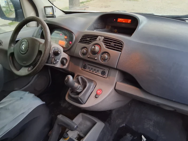 Renault Kangoo, снимка 3 - Автомобили и джипове - 52578256