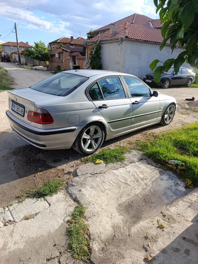 BMW 320, снимка 5 - Автомобили и джипове - 52957666