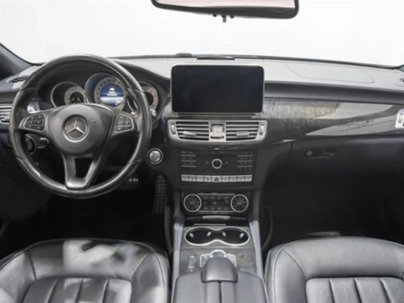 Mercedes-Benz CLS 400 На пружини/2016/М276/107к.км/всички екстри/карфакс, снимка 6 - Автомобили и джипове - 53592551