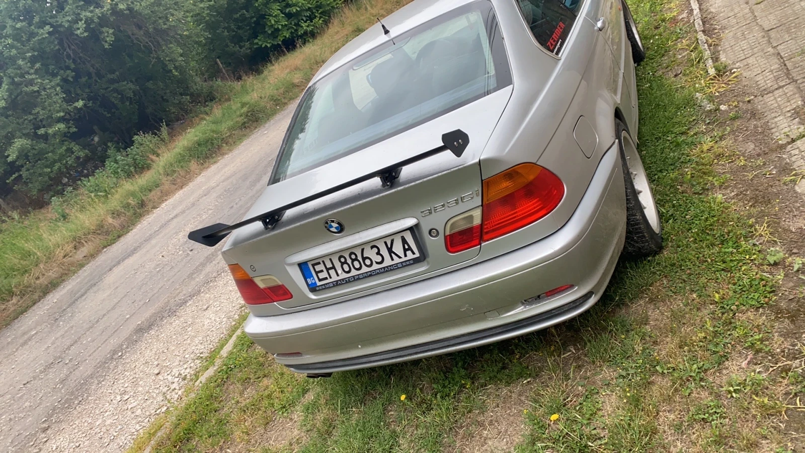 BMW 323  - изображение 9