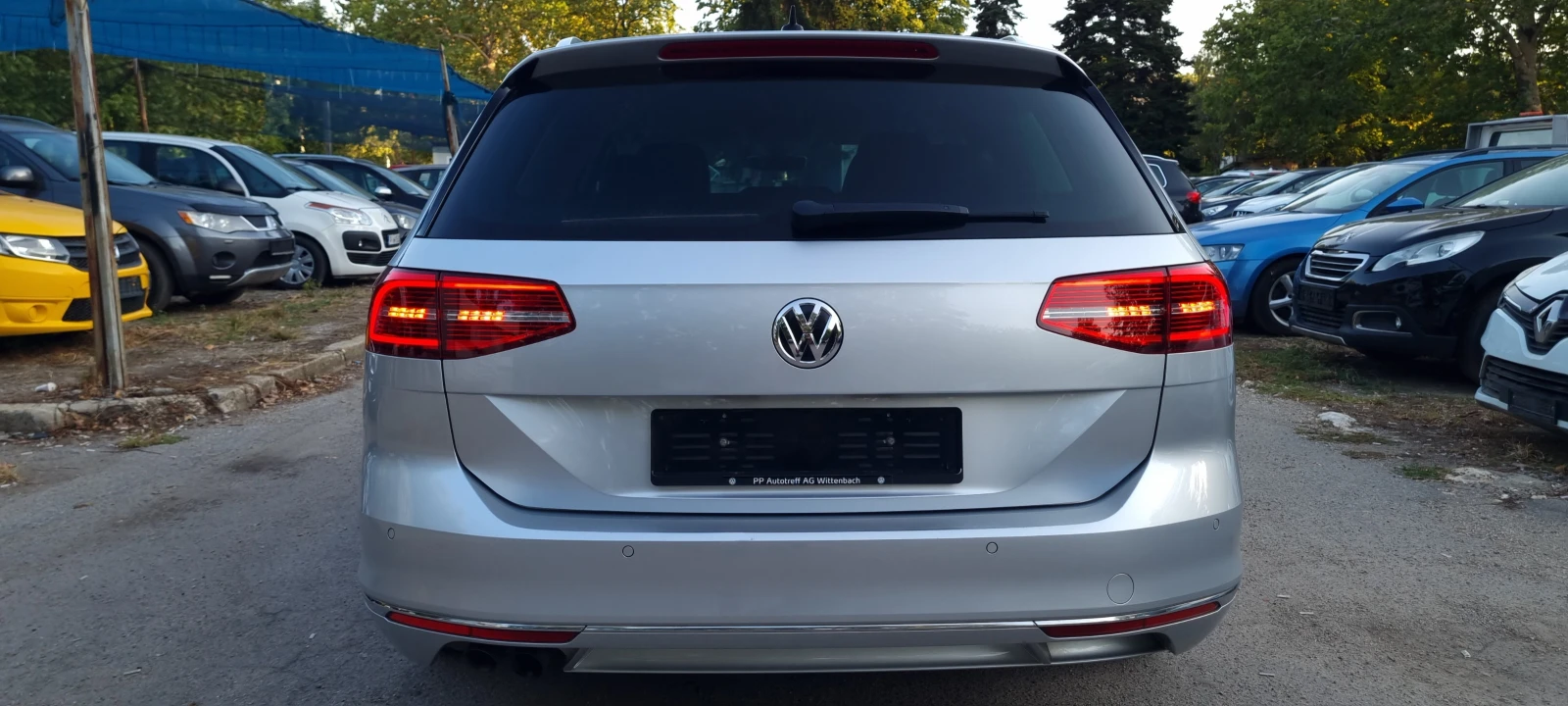 VW Passat 2.0 TDI* 4 × 4* HIGHLINE* KEYLESS* ОБДУХВАНЕ - изображение 6