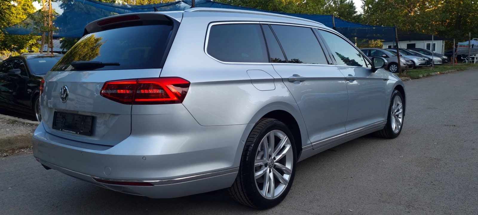 VW Passat 2.0 TDI* 4 × 4* HIGHLINE* KEYLESS* ОБДУХВАНЕ - изображение 5