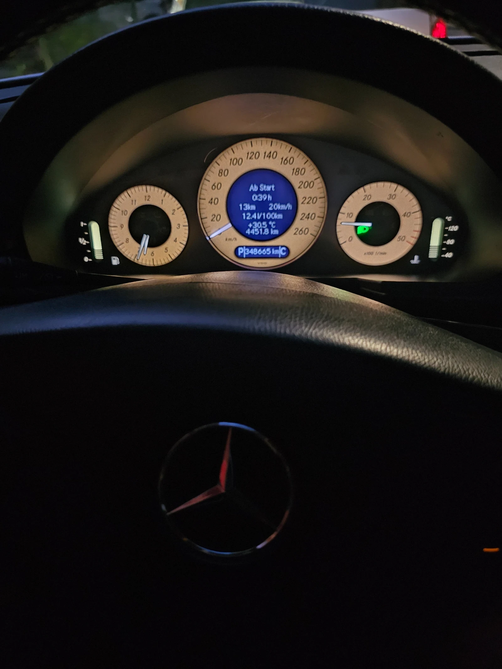 Mercedes-Benz E 280 E 280 AVANGUARD  | Mobile.bg — изображение 16