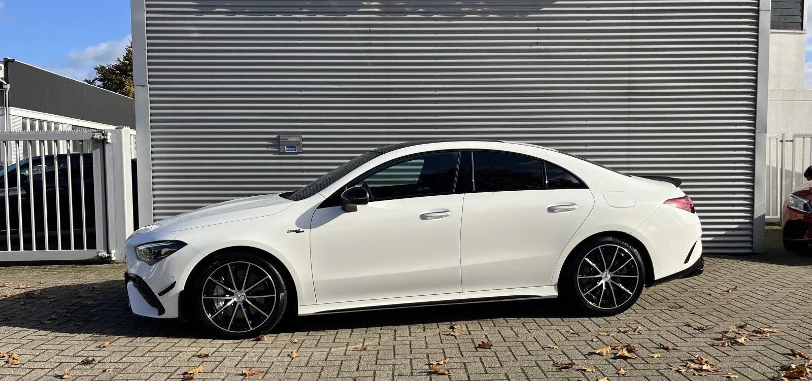 Mercedes-Benz CLA 35 AMG 4Matic = Premium Package= Гаранция - изображение 3