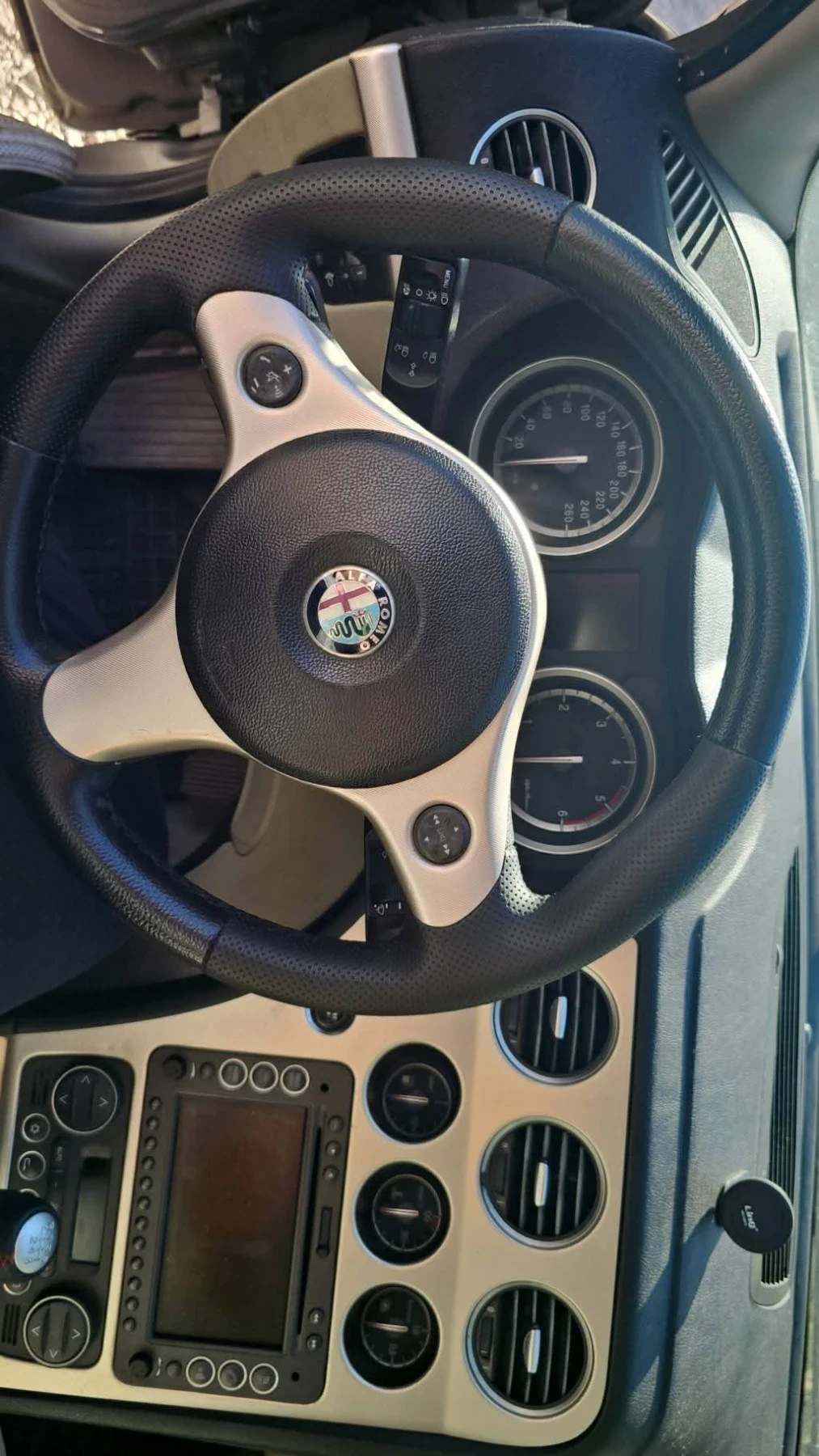 Alfa Romeo 159 ЦЯЛА ИЛИ НА ЧАСТИ СЧУПЕН МОТОР - изображение 8