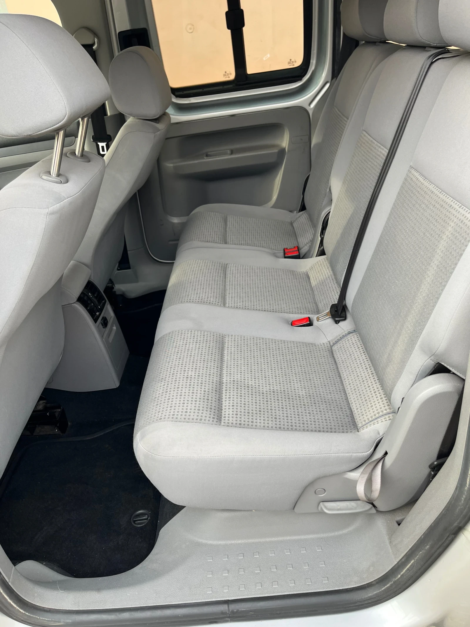 VW Caddy  - изображение 3