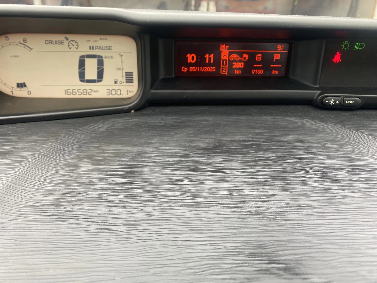 Citroen C3 Picasso  - изображение 8