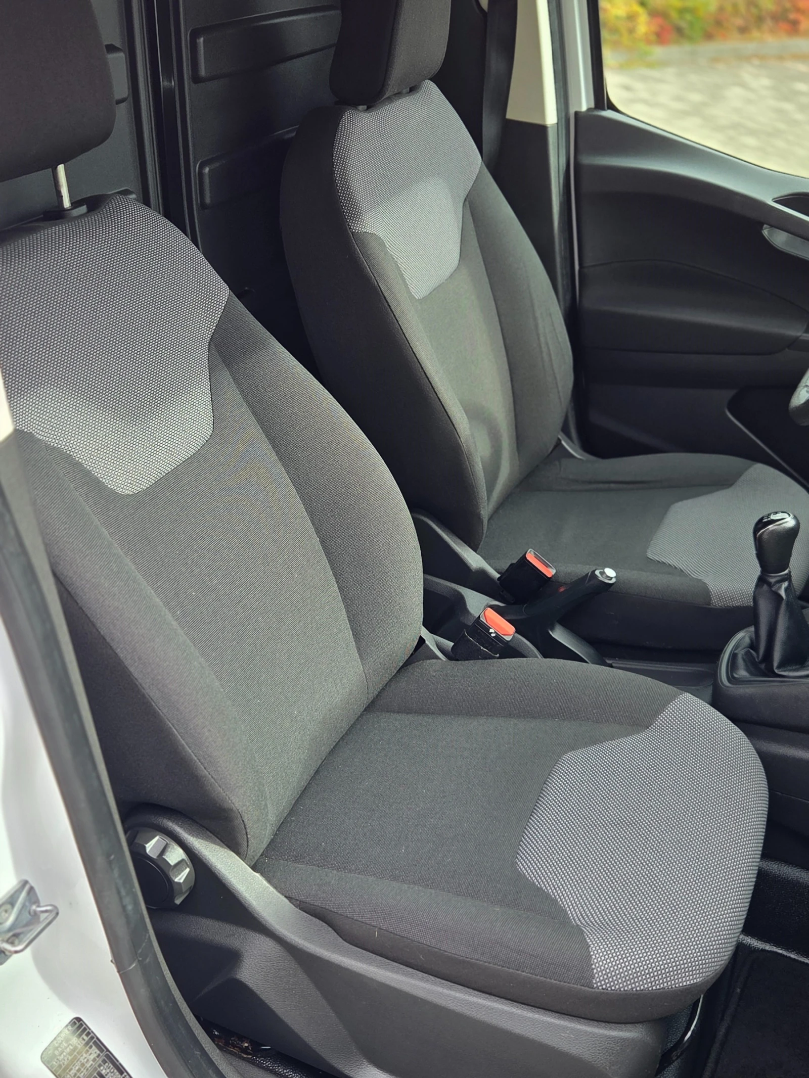 Ford Courier 1.5TDCi URO 6  | Mobile.bg   11