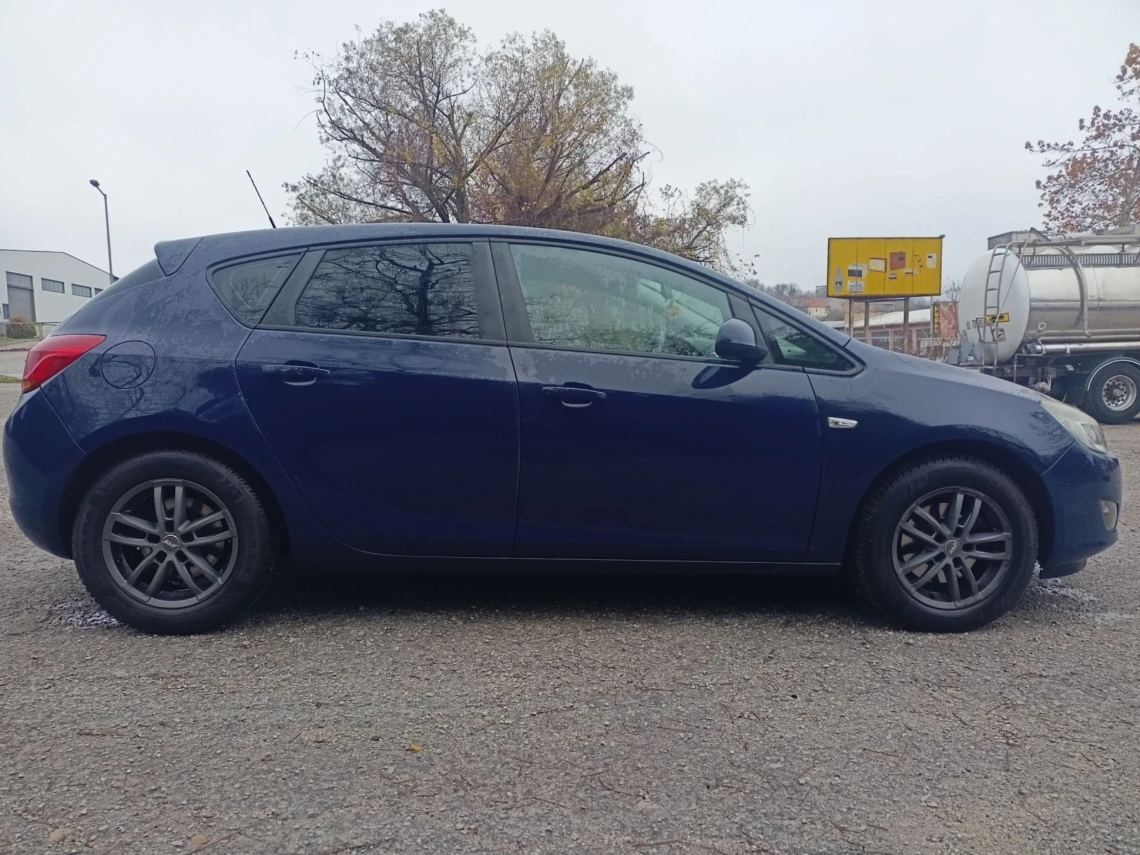 Opel Astra 1.7 - изображение 5