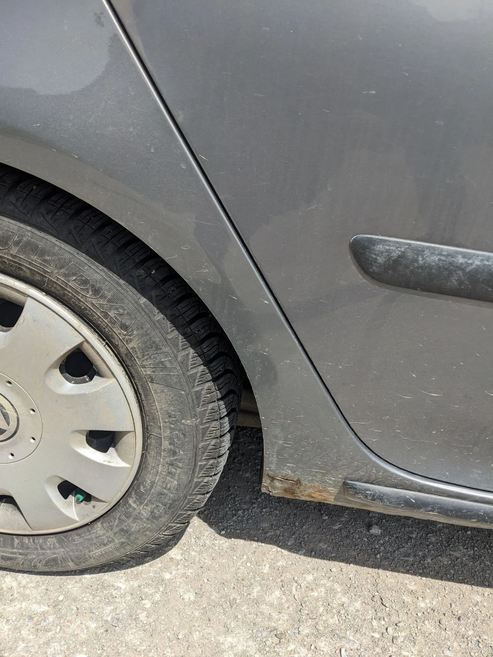 VW Golf MK 5 16V, снимка 11 - Автомобили и джипове - 54860309