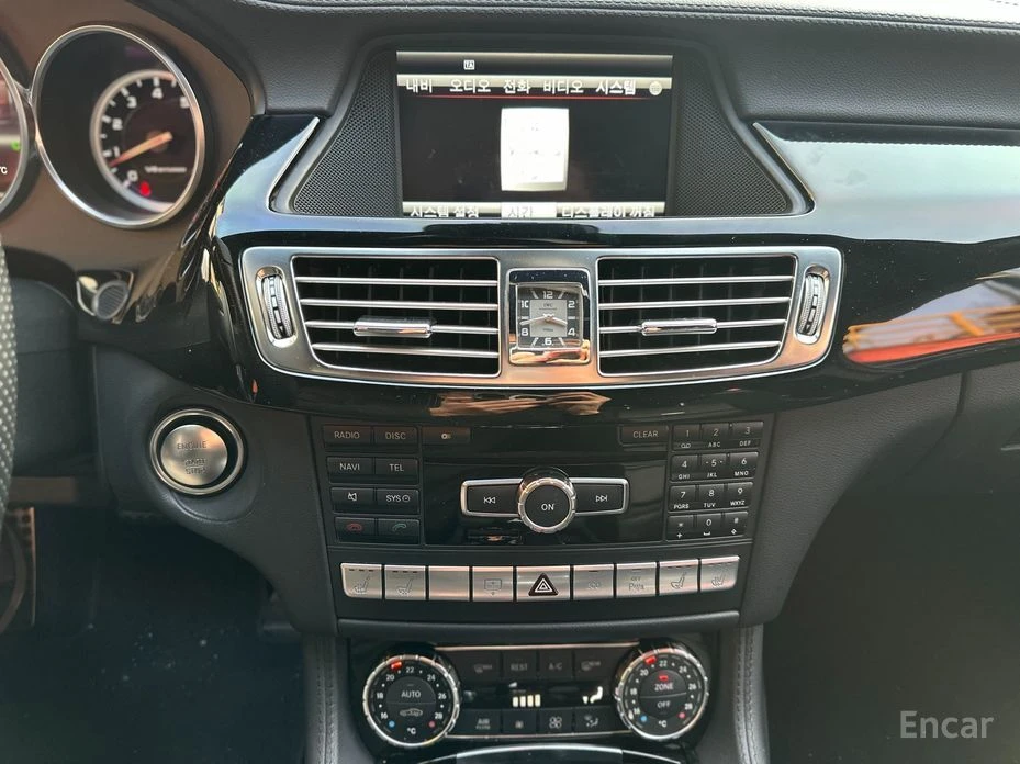 Mercedes-Benz CLS 63 AMG * ПОДГРЕВ* ОБДУХВАНЕ* ШИБИДАХ* КАМЕРА* FULL* , снимка 12 - Автомобили и джипове - 53894449