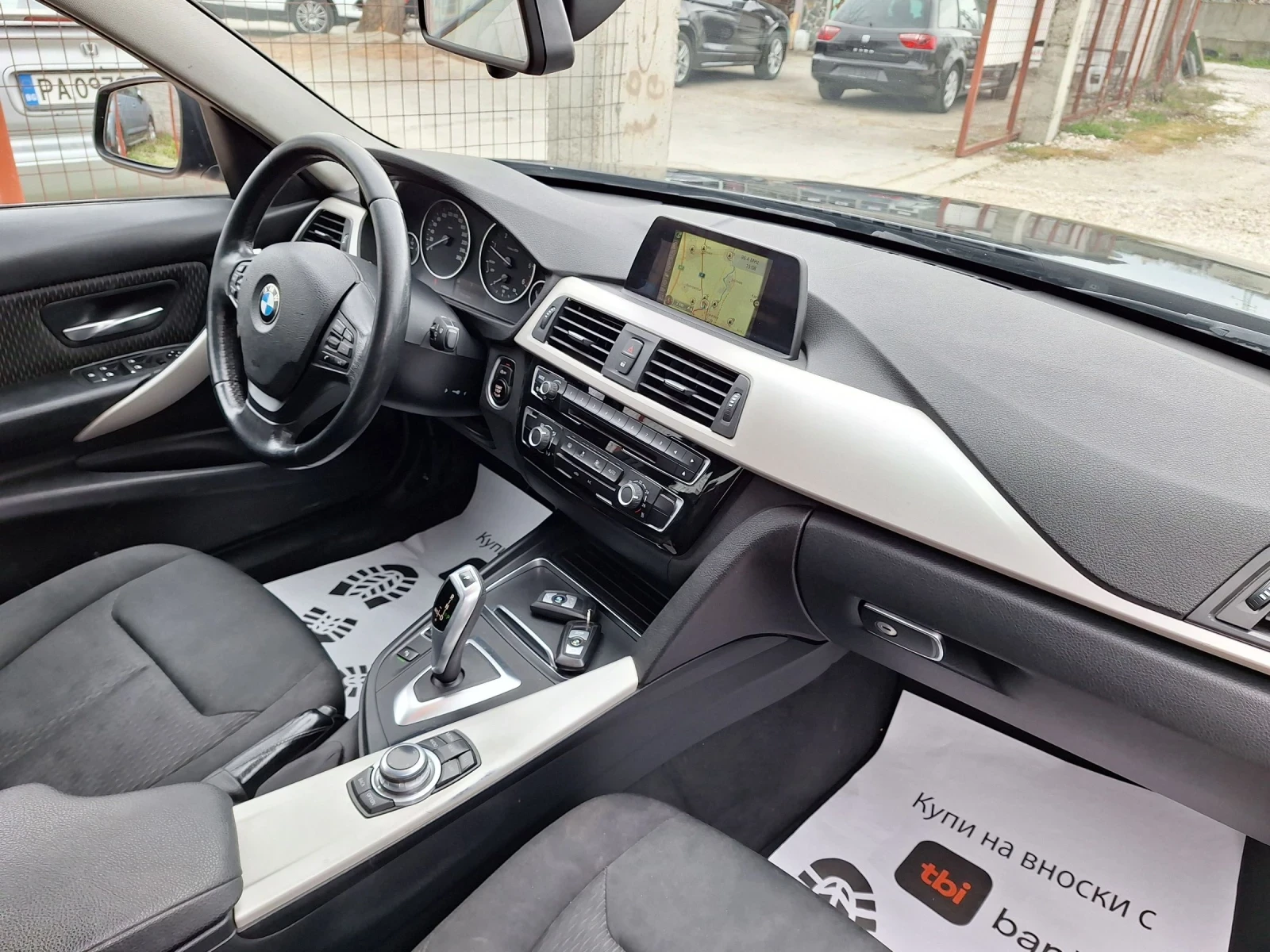 BMW 318 D* ФЕЙСЛИФТ/АВТОМАТИК-8ск/НАВИГАЦИЯ/PDC/2017г* , снимка 10 - Автомобили и джипове - 53944863