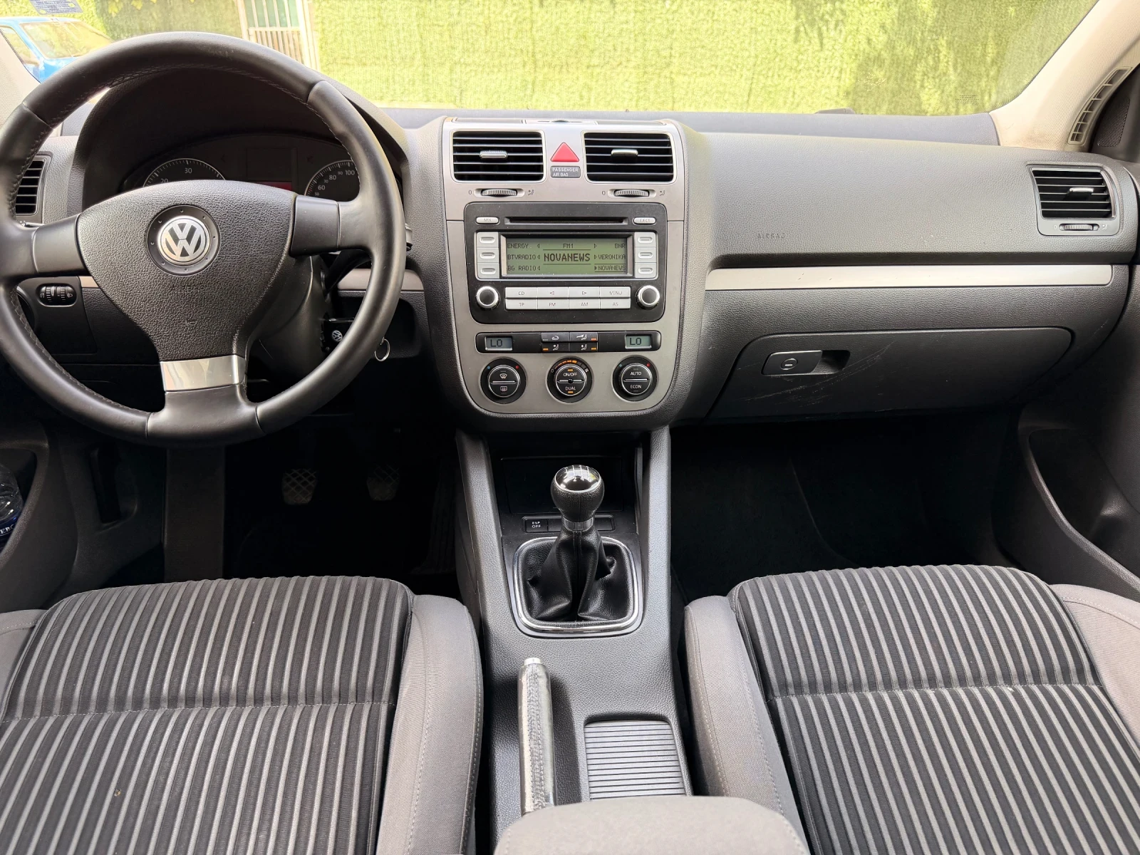 VW Golf TDI, снимка 10 - Автомобили и джипове - 54512596