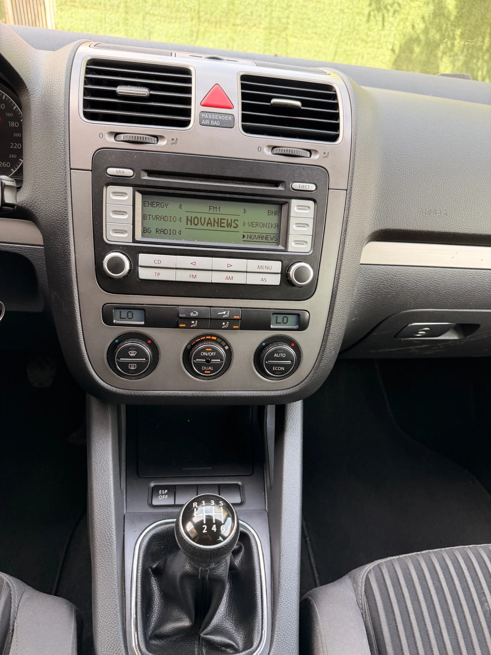 VW Golf TDI, снимка 12 - Автомобили и джипове - 54512596