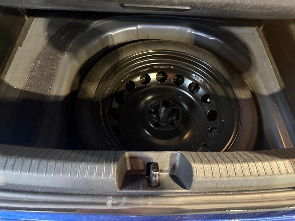VW Taigo 1.0 TSI R-line, снимка 14 - Автомобили и джипове - 54591759