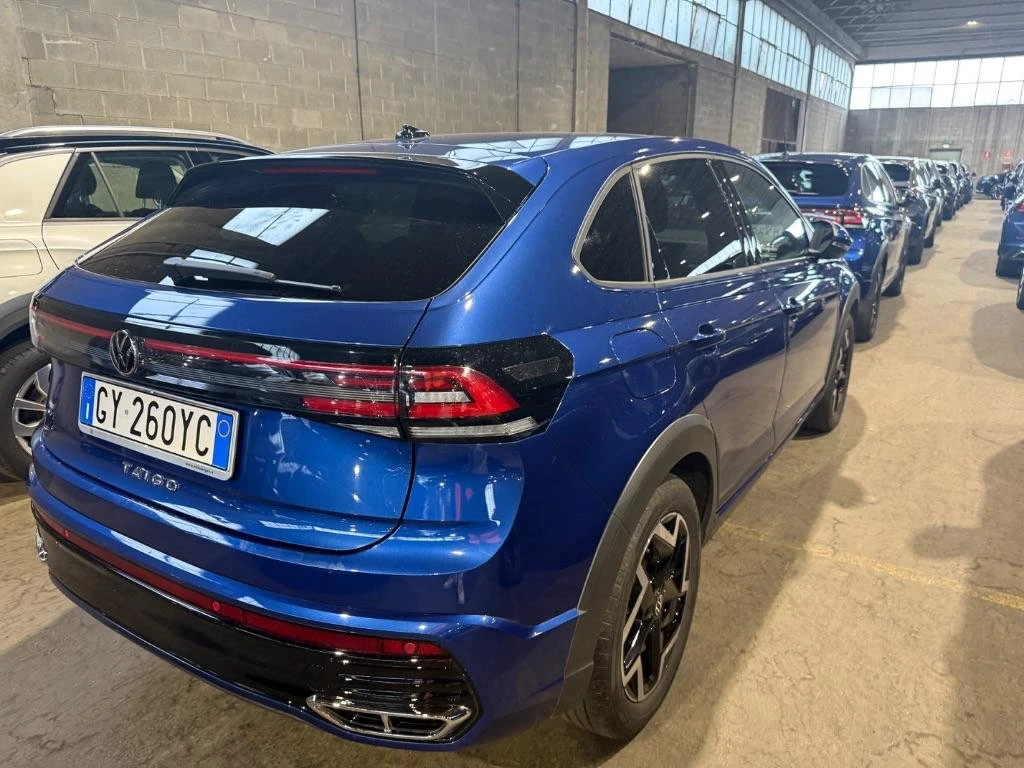 VW Taigo 1.0 TSI R-line, снимка 3 - Автомобили и джипове - 54591759
