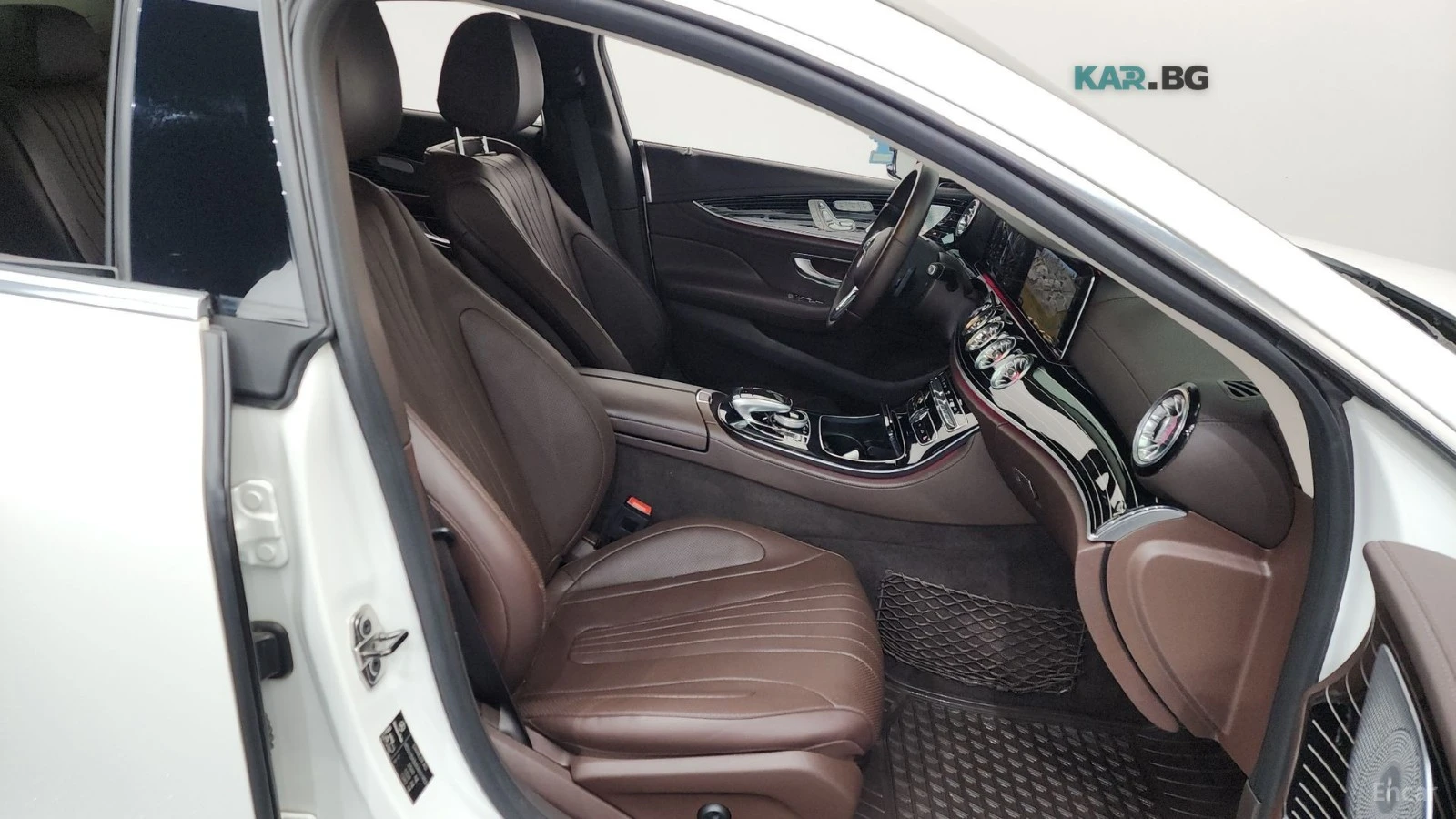 Mercedes-Benz CLS 450 * 4MATIC* AMG* ПОДГРЕВ* ОБДУХВАНЕ* ШИБИДАХ* BURMST, снимка 11 - Автомобили и джипове - 54660167