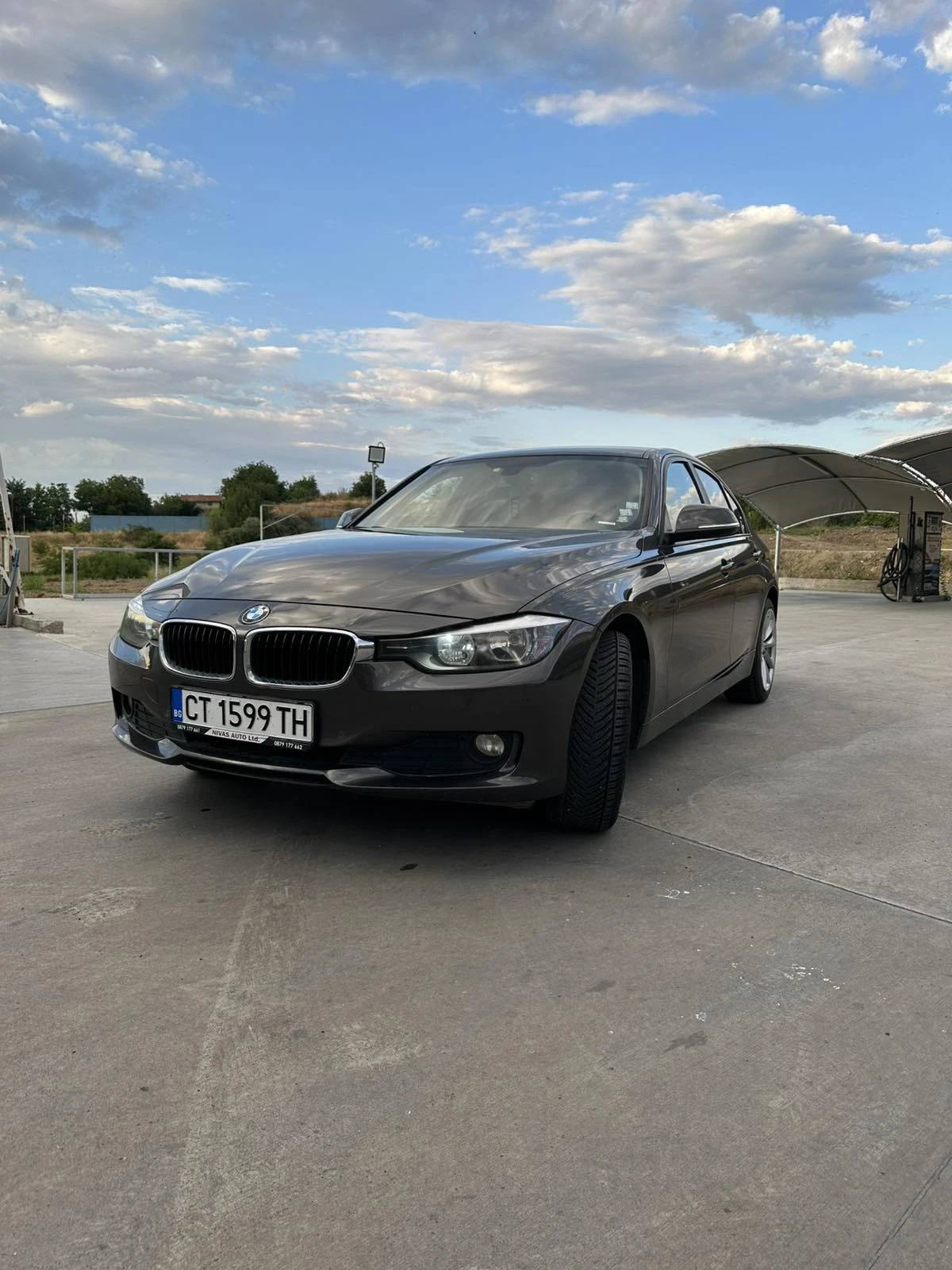 BMW 320