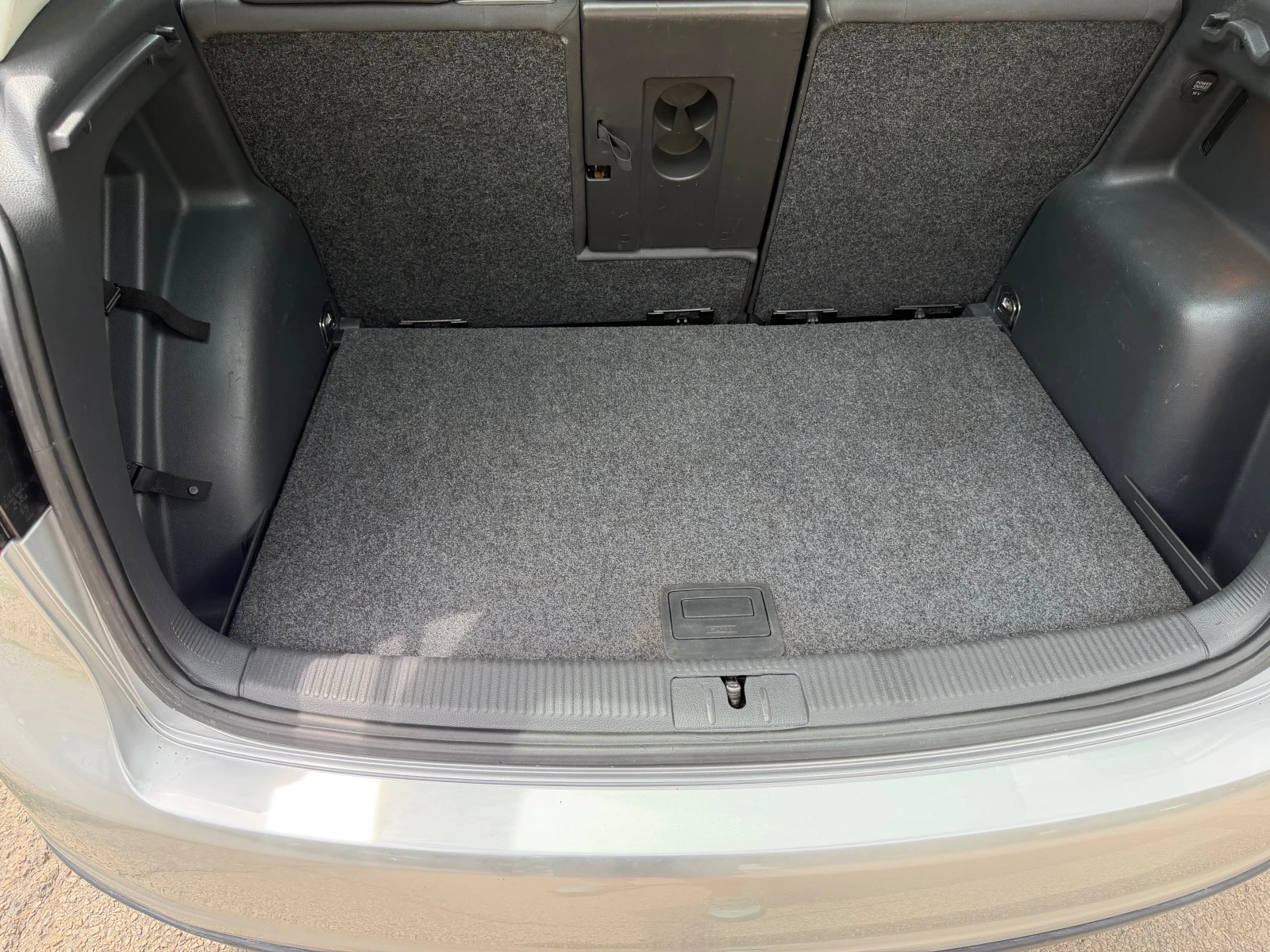 VW Golf Plus 1.9tdi, снимка 12 - Автомобили и джипове - 55269653