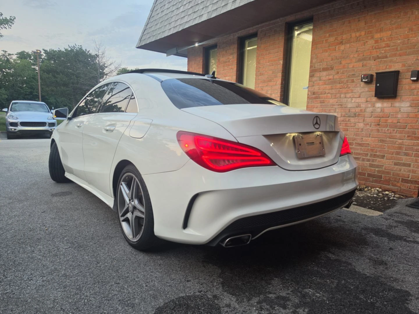 Mercedes-Benz CLA 250 AMG Sport Package * Panorama, снимка 4 - Автомобили и джипове - 55653614