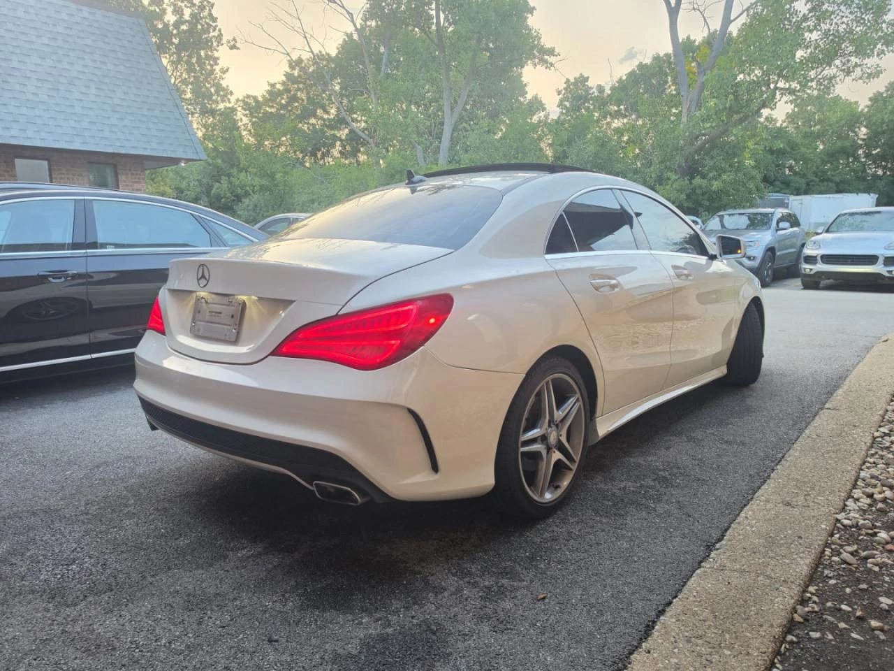 Mercedes-Benz CLA 250 AMG Sport Package * Panorama, снимка 5 - Автомобили и джипове - 55653614