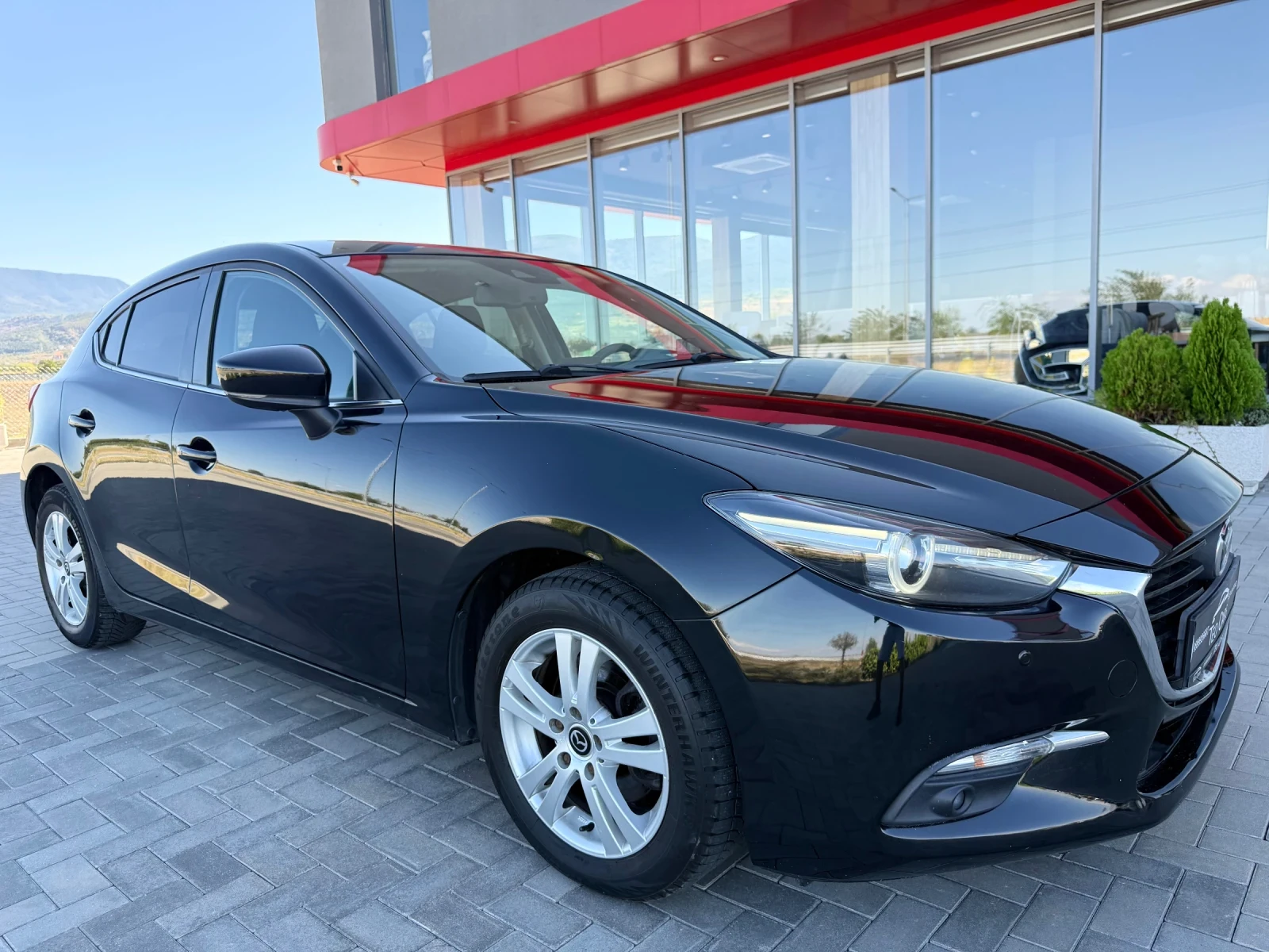 Mazda 3 2.2D / FACELIFT / NAVI / CAMERA / KEYLESS
