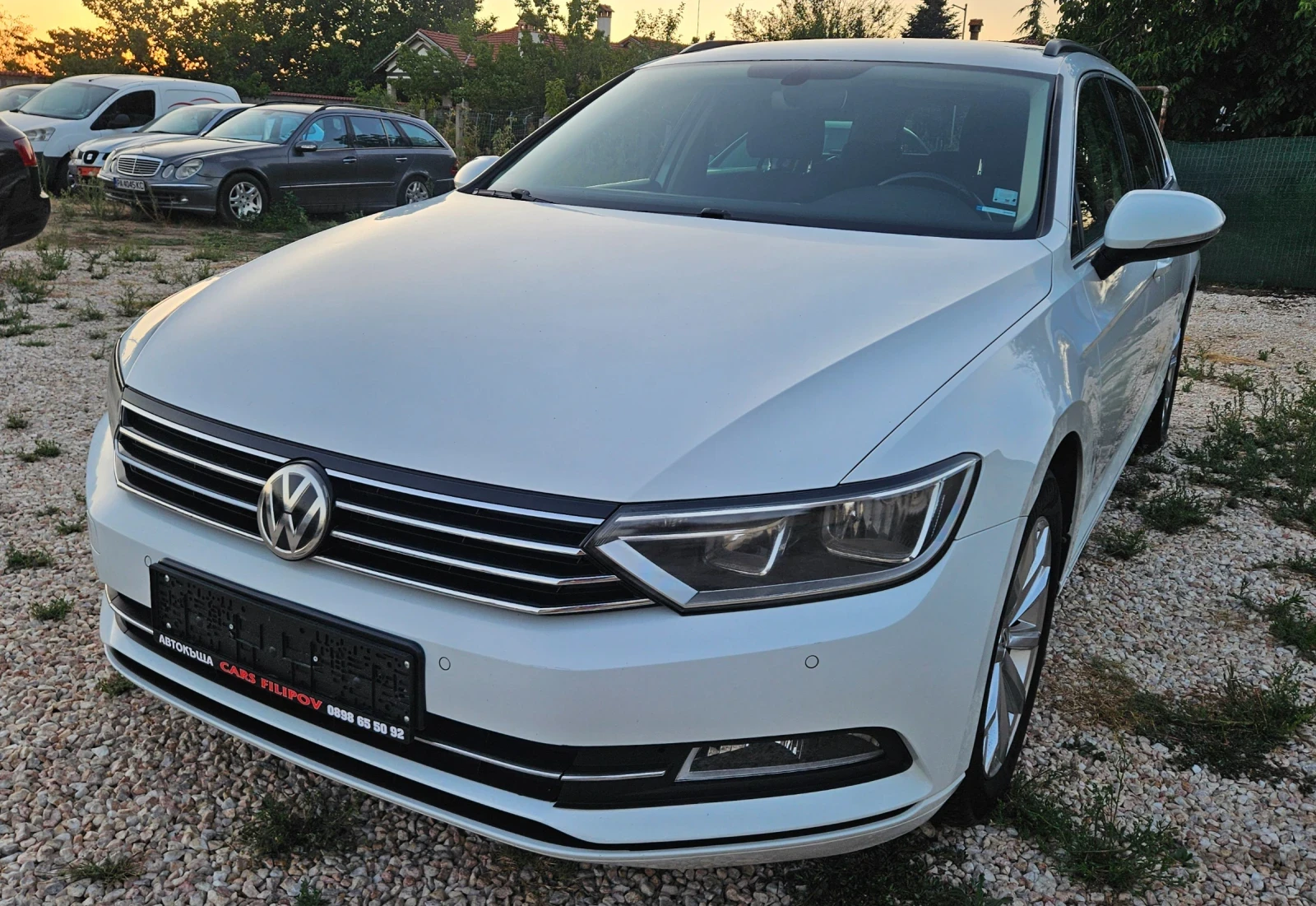 VW Passat 1.6 TDI..AUTOMATIC  DSG, снимка 2 - Автомобили и джипове - 55685570