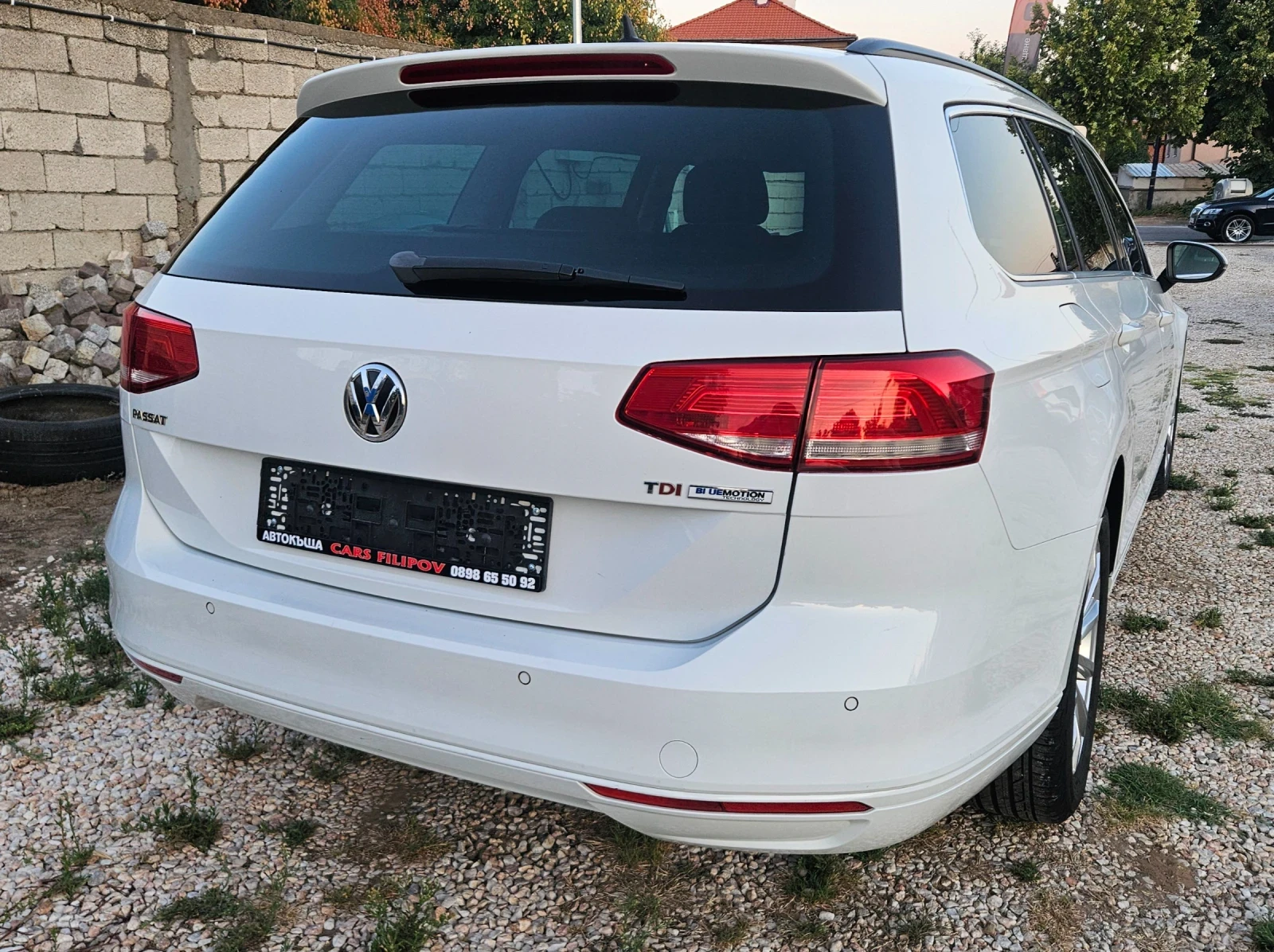 VW Passat 1.6 TDI..AUTOMATIC  DSG, снимка 4 - Автомобили и джипове - 55685570