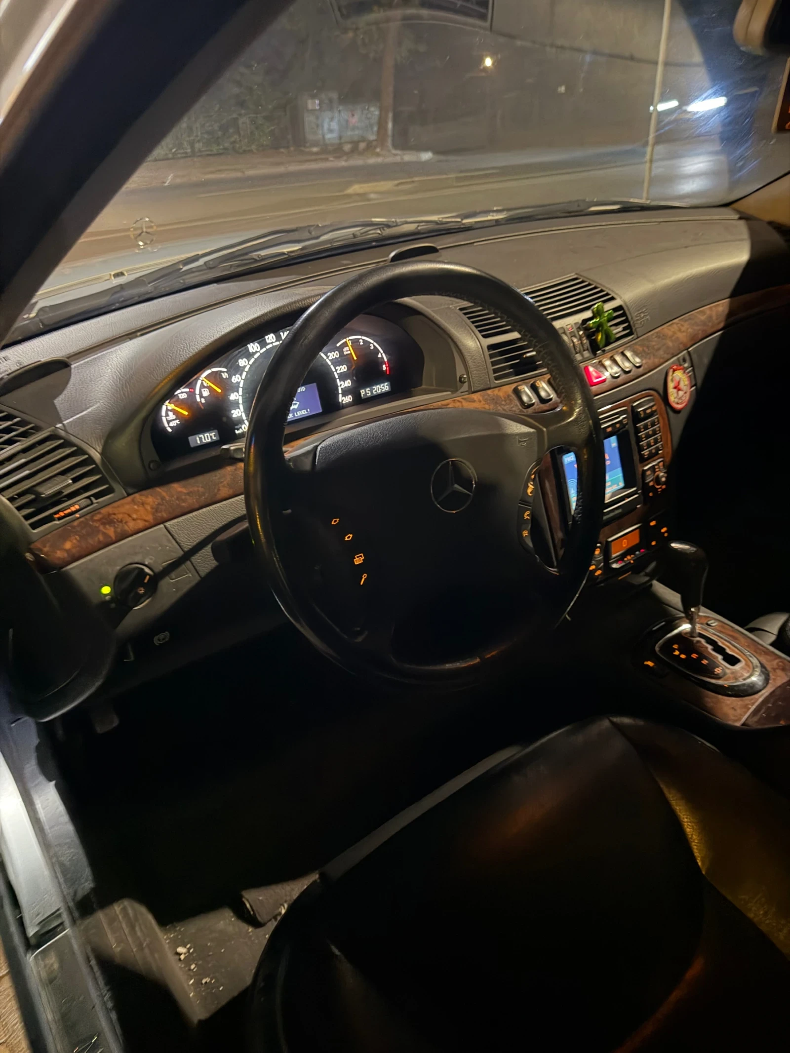 Mercedes-Benz S 320, снимка 15 - Автомобили и джипове - 55972649