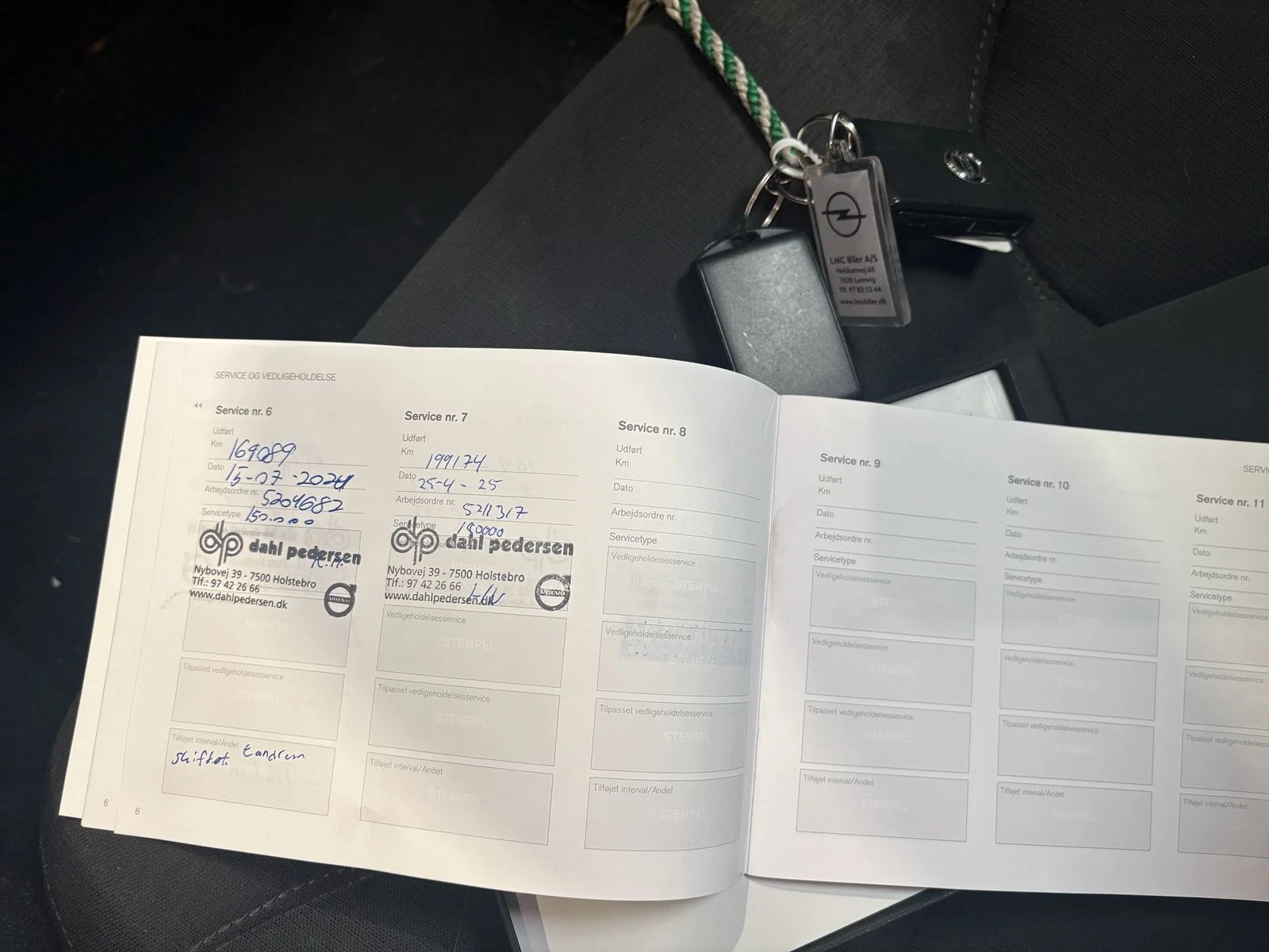 Volvo V60 2.0d 190hp | Automatic 8 | Momentum, снимка 17 - Автомобили и джипове - 56150037