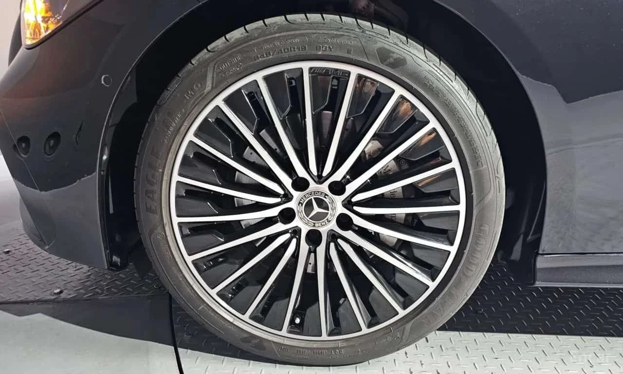 Mercedes-Benz CLE 200 * Coupe * 360 Cam * Обдухване * Панорама * , снимка 14 - Автомобили и джипове - 56226541